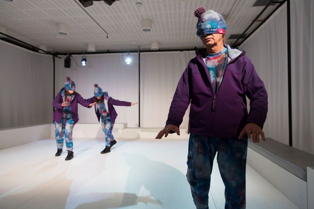 141268481638070300_resized